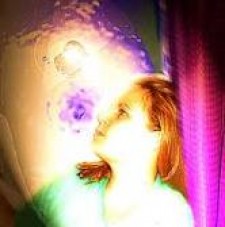 Iz svetlobne skrinjice: kaj je aura?