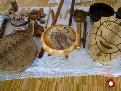 Šamanizem in starosvetnost v preteklosti in sedanjosti