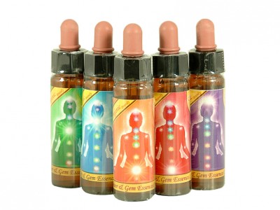 Esence za čakre: orodje za lažje doseganje harmoničnost znotraj energetskega polja.