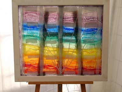 ALKIMIJA KRISTALINIČNE FUZIJE V STEKLENIH SKULPTURAH LEONIDE JUSTINEK