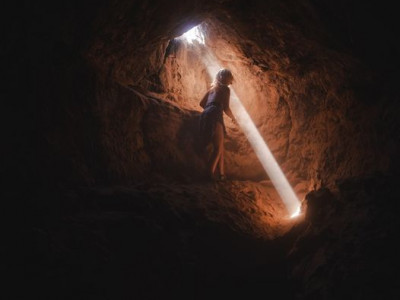 Poglejmo se v ogledalo in se pomenimo s seboj. 