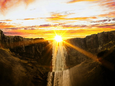 Odnosi so zrcalna slika vaših hrepenenj in prepričanj in v njih spoznavate sebe