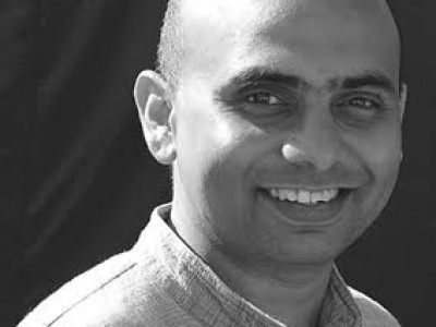 AMBASADORJI ZDRAVEGA ŽIVLJENJA Dr. Ramkumar in ekološka ajurvedska vas