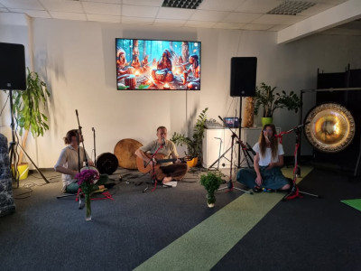 Koncert zdravilne glasbe - skupina Chakana