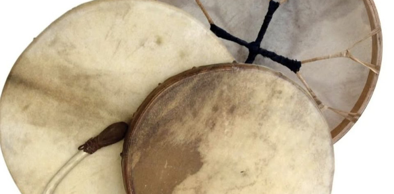 Globoko potovanje s tremi bobni