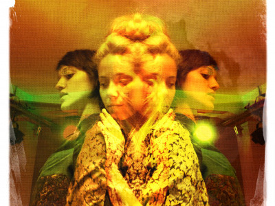 Kako se krešejo iskre med sodobnimi Afroditami in Herami?