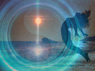 JULIJ: mesec prebujanja osebne moči in poravnave kozmičnih ljubimcev