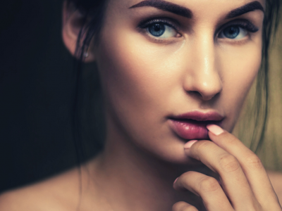 LJUBEZEN V RESNICI SPLOH NE OBSTAJA