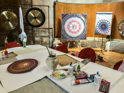 ART SOUND mandala delavnica s Sonio Trošt + Alessandrom Imelijem