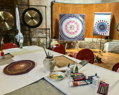 ART SOUND mandala delavnica s Sonio Trošt in Alessandrom Imelijem