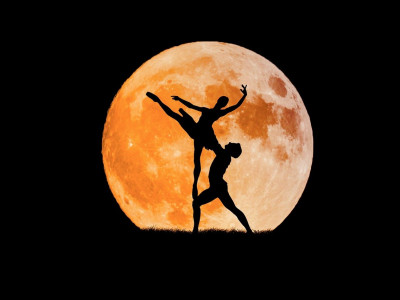 Tedenska astrološka napoved 6. - 12. 12: Usodna privlačnost konjukcije Venere in Plutona