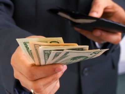 Denarne navade - je v tebi več poljedelca ali lovca?