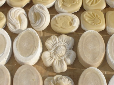 Napake pri izdelavi mila in kako jih rešiti: izolacija in vizualne težave