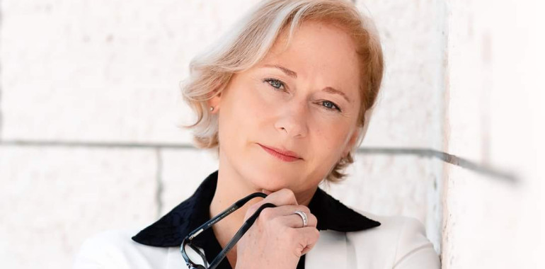 Barbara Krnc , psihoterapija, coaching, osebni in poslovni wellness