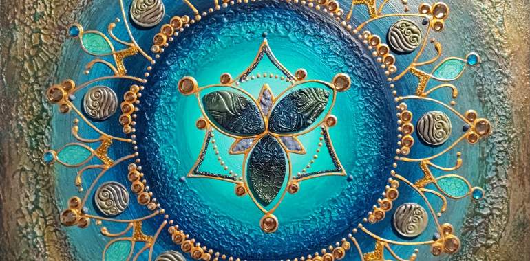 Mandala 4 you by Marjanca Vergan,  čarobne mandale in spletni tečaji za risanje mandal