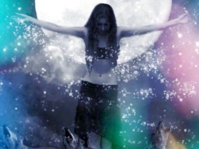 Mojna in Amai: živi svojo resnico