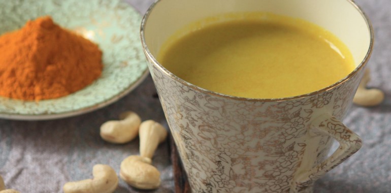 Ajurvedski recept – Masleno zlato mleko