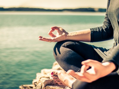 Onstran razmišljajočega uma