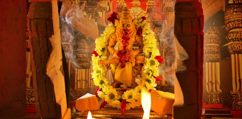 Yajna - hindujski ognjeni obred čiščenja karme