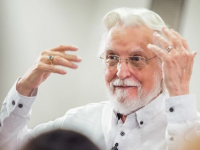 Neale Donald Walsch: življenje se začne na koncu tvoje cone udobja