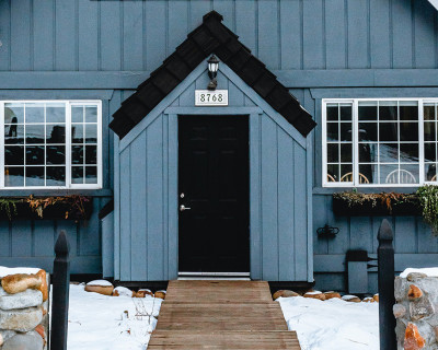 Odkrij numerološki pomen tvoje hišne številke - vodnik do razumevanja energij tvojega doma!