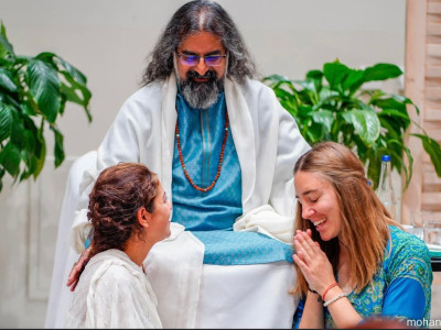 Varuhi notranjega miru: vpogledi prostovoljcev spiritualnega guruja in učitelja