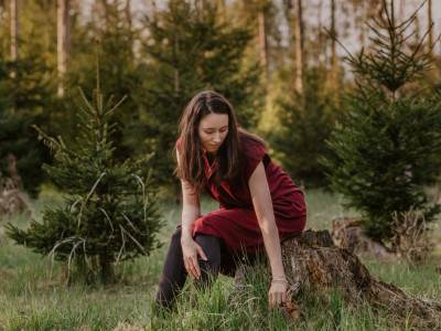 "Da si jezna, to se pa za punco nespodobi!"