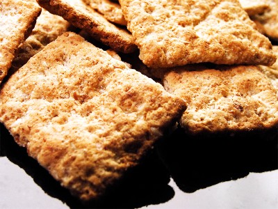 Hrustljavi pirini krekerji