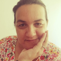 Renata ReaDana -  prebudi intuicijo in zaupaj sebi.