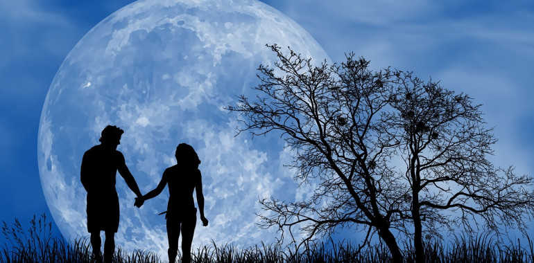 Polna luna v škorpijonu (12. 5. 2025) ob podpori boginje zakonske zveze, Juno