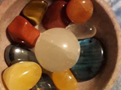 Individualna kristaloterapija