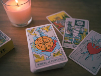 Tedenska tarot napoved: 18. - 24. 9. 2023