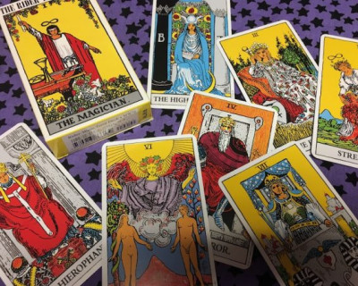 Tarot- izkustvena integrativna delavnica