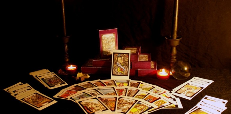 Tarot