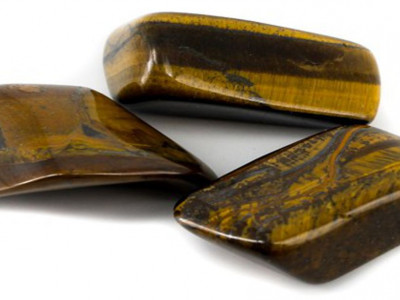 Kristal tigrovo oko prinaša bogastvo in nove priložnosti