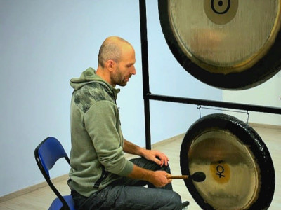 Terapije in delavnice s Šamanskim bobnom in gongi  