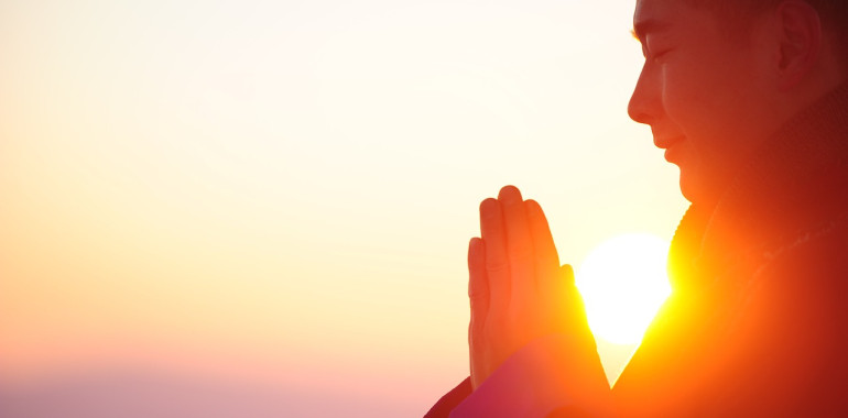 Test duhovnega razvoja in duhovne prakse: 12 očitnih znakov, da izvajate sebi primerno in močno duhovno prakso